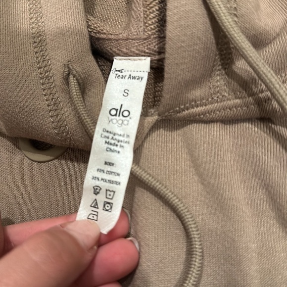 Alo Grommet Hoodie - Picture 4 of 5